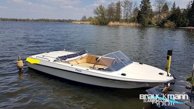 Bootswerft Müggelspree Lotos II Motorboot 1980, mit Wartburg motor, Deutschland