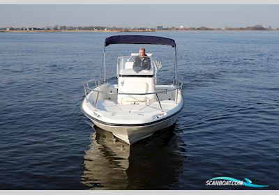 Boston Whaler 230 Dauntless Motorboot 2008, Niederlande
