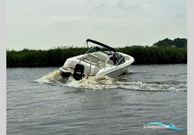Boston Whaler 230 Vantage Motorboot 2020, mit Mercury motor, Niederlande