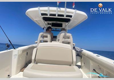 Boston Whaler 330 Outrage Motorboot 2023, mit Mercury motor, Kroatien