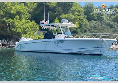 Boston Whaler 330 Outrage Motorboot 2023, mit Mercury motor, Kroatien