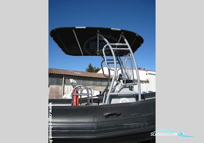 Brunswick VALIANT DR 750 Motorboot 2011, mit Mercury motor, Frankreich