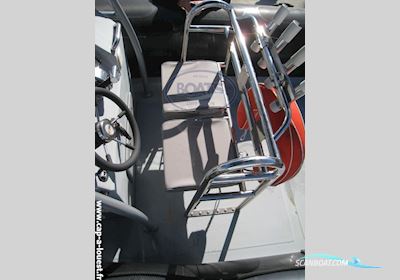 Brunswick VALIANT DR 750 Motorboot 2011, mit Mercury motor, Frankreich