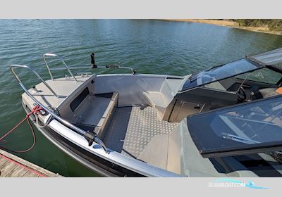 Buster Magnum Motorboot 2021, mit  Yamaha motor, Sweden