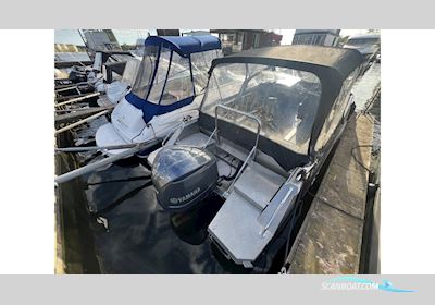 Buster Supermagnum Motorboot 2021, mit Yamaha motor, Sweden