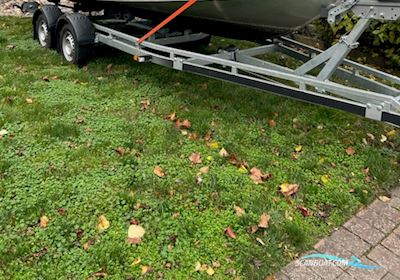 Buster Xxl Motorboot 2020, mit Yamaha motor, Sweden