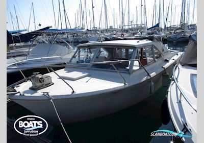 CHRIS CRAFT COMMANDER 27 Motorboot 1968, mit PERKINS 4236M motor, Frankreich