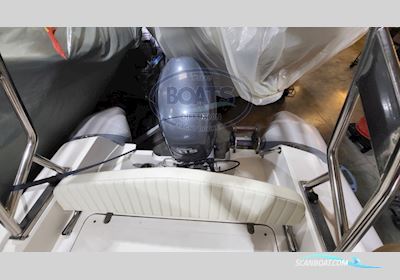 Capelli TEMPEST 626 Motorboot 2007, mit YAMAHA motor, Frankreich