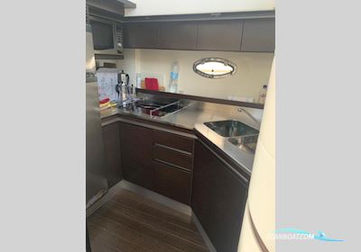 Carnevali 130 Fly Motorboot 2009, mit Volvo Penta D6-Ips 435 motor, Italien