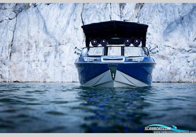 Centurion Ri230 Motorboot 2025, mit Pcm ZZ6 6.2Ltr motor, England