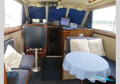 Channel Islands 32 Motorboot 1991, mit Ford Mermaid Plus motor, England