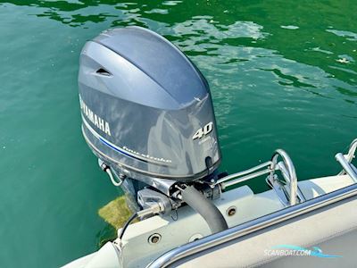 Clear Aries Console Boot Motorboot 2014, mit Yamaha motor, Niederlande