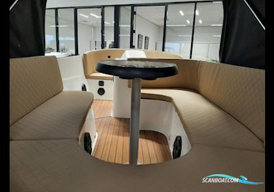 Clever 49 Motorboot 2023, Niederlande