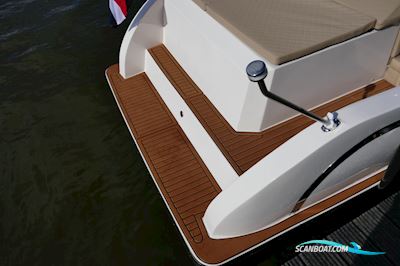 Clever 60 Motorboot 2024, Niederlande