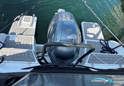 Coaster 600 DC Carbon Edition Motorboot 2021, mit Yamaha motor, Dänemark
