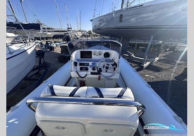 Cobra Nautique 8.6 Motorboot 2007, mit Mercury Verado motor, England