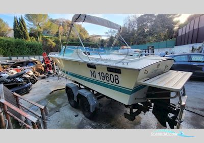 Colombo Super Indios 21 Motorboot 1981, mit Mecruiser motor, Frankreich