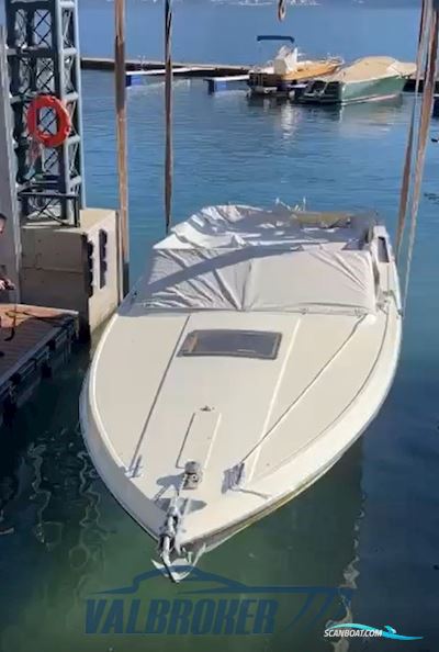 Colombo Vantage 25 Motorboot 1984, mit Marine Power Mcm 3.0 L 2000 motor, Italien