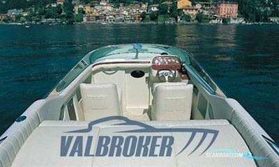 Colombo Vantage 25 Motorboot 1984, mit Marine Power Mcm 3.0 L 2000 motor, Italien