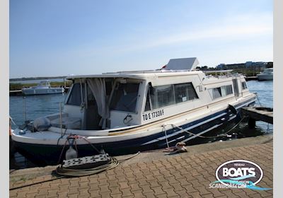 Connoisseur Penichette 12M Motorboot 1994, mit Nanni motor, Frankreich