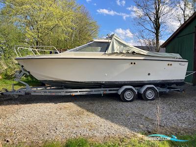 Coronet - 24 Midi Motorboot 1976, mit Mercuri
 motor, Dänemark
