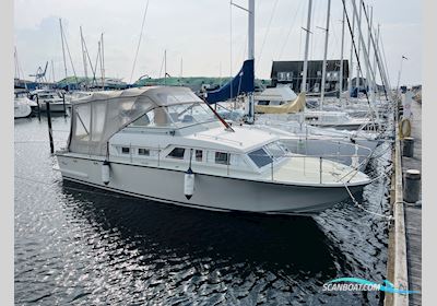 Coronet 32 Oceanfarer Motorboot 1978, mit 2 x Mercedes motor, Dänemark
