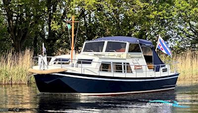 Doerak  950 OKAK Motorboot 1973, mit Peugeot motor, Niederlande