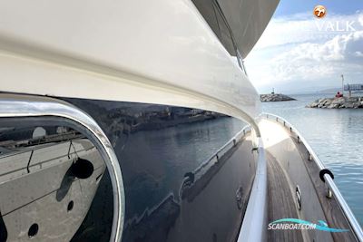 Elegance 82 S Motorboot 2001, mit Caterpillar motor, Spanien