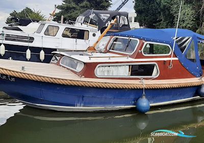 Elegant 800 Vlet Motorboot 2001, mit Yanmar motor, Belgien