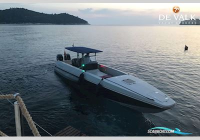 Fabio Buzzi 38 Motorboot 2008, mit Mercury motor, Spanien