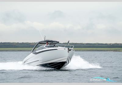 Fairline F-Line 33 Motorboot 2021, mit Volvo Penta Petrol V8-430 motor, Niederlande