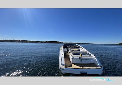 Fairline F//Line 33 Motorboot 2022, mit 2x Volvo Penta V8 430 CE/Dps CW motor, Sweden