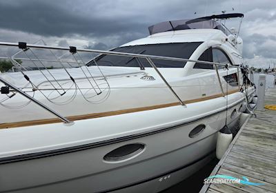Fairline Phantom 43 Motorboot 2002, mit volvo penta 74p motor, Dänemark