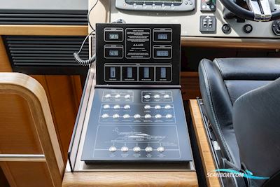 Fairline Squadron 55 Motorboot 2009, mit Volvo Penta D 12 motor, Griechenland