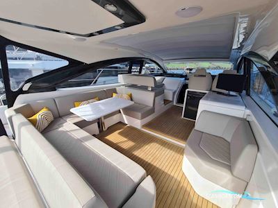 Fairline Targa 45 Open Motorboot 2019, mit Volvo Penta Ips 600 D6 motor, England