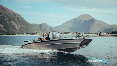 Faster 635 CC Motorboot 2025, mit Mercury motor, Sweden
