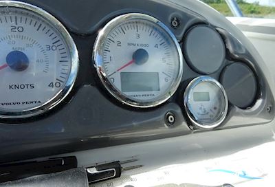 Finnmaster 7600 Sportsfamily Motorboot 2007, mit Volvo Penta D3 - 190 motor, England