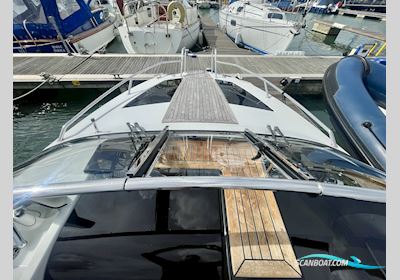 Finnmaster T7 Motorboot 2022, mit Yamaha motor, England