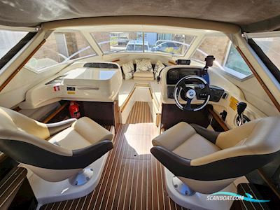 Flipper 630HT Motorboot 2011, mit Suzuki motor, England