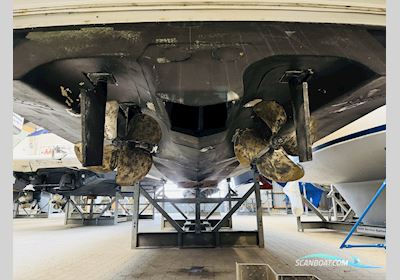 Formula 40 Performance Cruiser Motorboot 2004, mit 2 x Yanmar 6LY2A-STP motor, Dänemark