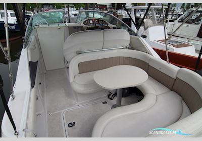 Four Winns 248 VISTA Motorboot 2004, Niederlande
