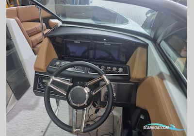 Four Winns H4 Motorboot 2024, mit Mercruiser 6.2L 350 Bravo III DTS motor, Niederlande
