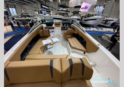Four Winns H6 Outboard Bowrider Motorboot 2024, Niederlande