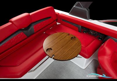 Four Winns HD3 OB Motorboot 2025, mit Mercury motor, Dänemark