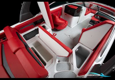 Four Winns HD3 OB Motorboot 2025, mit Mercury motor, Dänemark