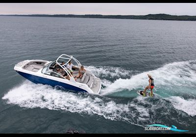 Four Winns HD3 Motorboot 2025, mit Mercruiser motor, Dänemark