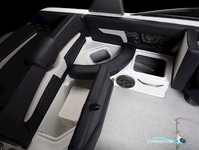 Four Winns HD5 Motorboot 2025, mit Mercruiser motor, Dänemark