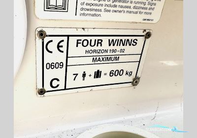 Four Winns Horizon / MerCruiser MCM 5.0L MPI V8 Motorboot 2005, mit Mercury motor, Dänemark