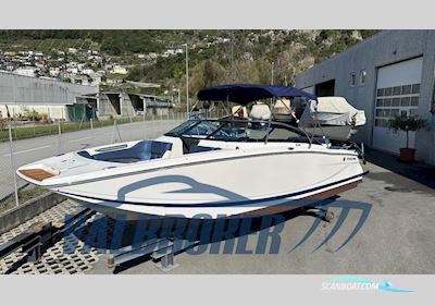 Four Winns SL 262 Motorboot 2014, mit Volvo Penta 8.1 Gi motor, Schweiz