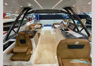 Four Winns TH36 Motorboot 2024, mit Mercury motor, Niederlande